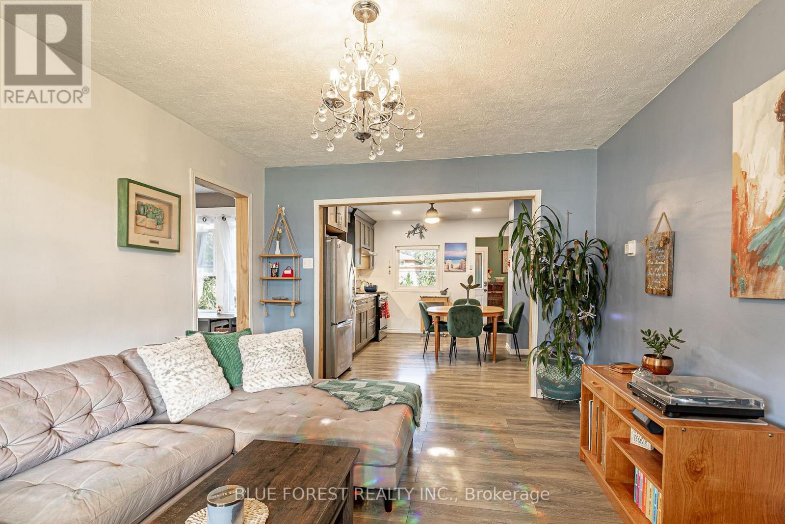 354 Calgary Street, London East, Ontario N5W 4X5 - Photo 7 - X13800142