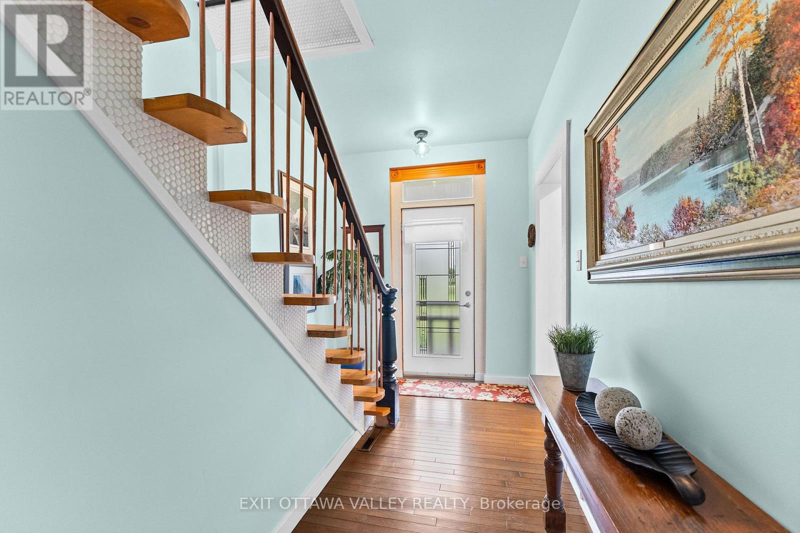 1922 Kerr Line Road, Whitewater Region, Ontario  K0J 1V0 - Photo 7 - X13800152