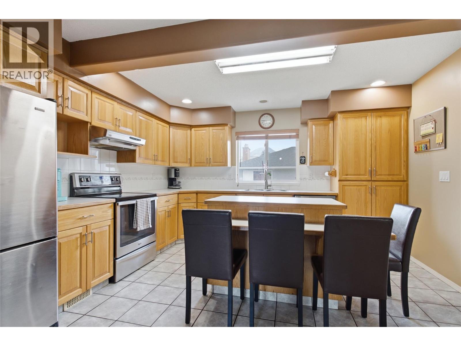 908 Renfrew Avenue, Kamloops, British Columbia  V2B 3X5 - Photo 16 - 10399760