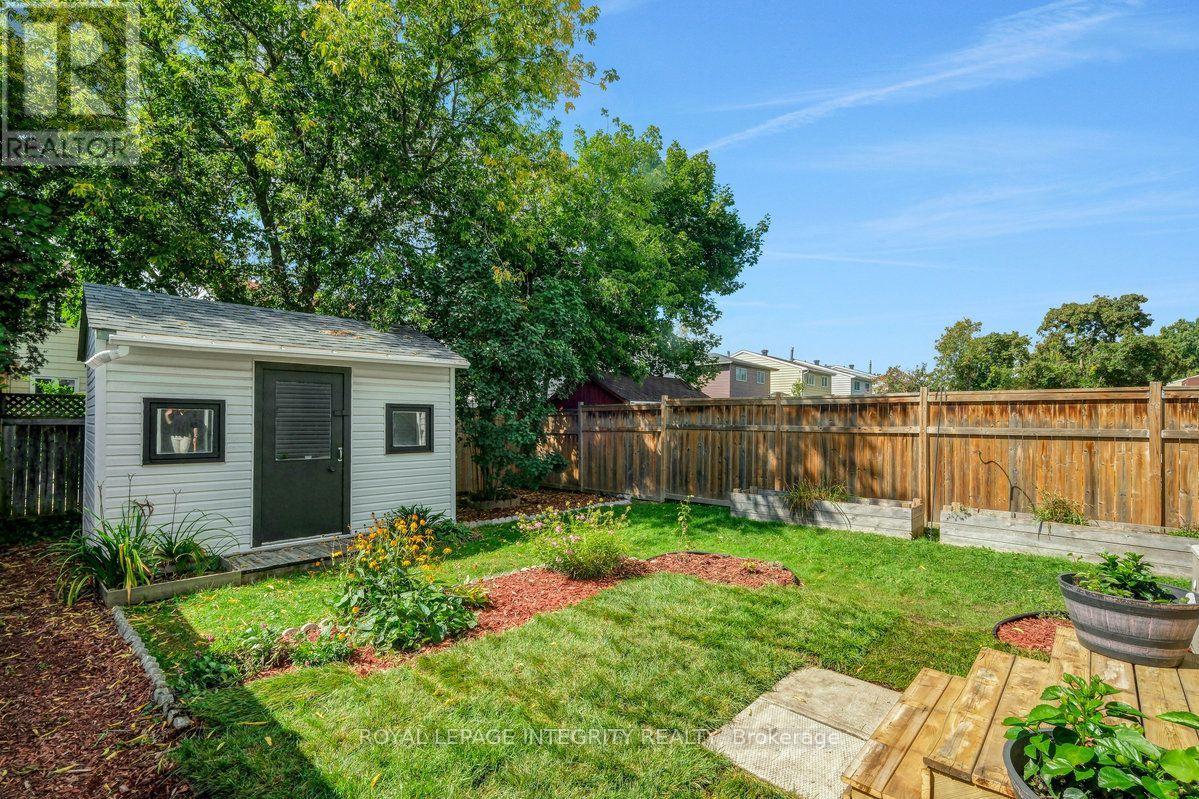 2432 Autumn Hill Crescent, Ottawa, Ontario  K1B 4M5 - Photo 24 - X13800138