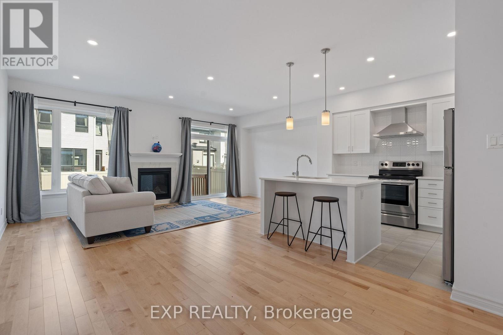 677 Cordelette Circle, Ottawa, Ontario  K1W 0P2 - Photo 5 - X13800156