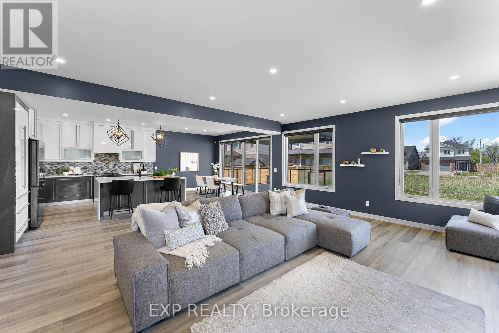 7365 Jonathan Drive, Niagara Falls (Brown), Ontario  L2H 3T3 - Photo 12 - X13800210