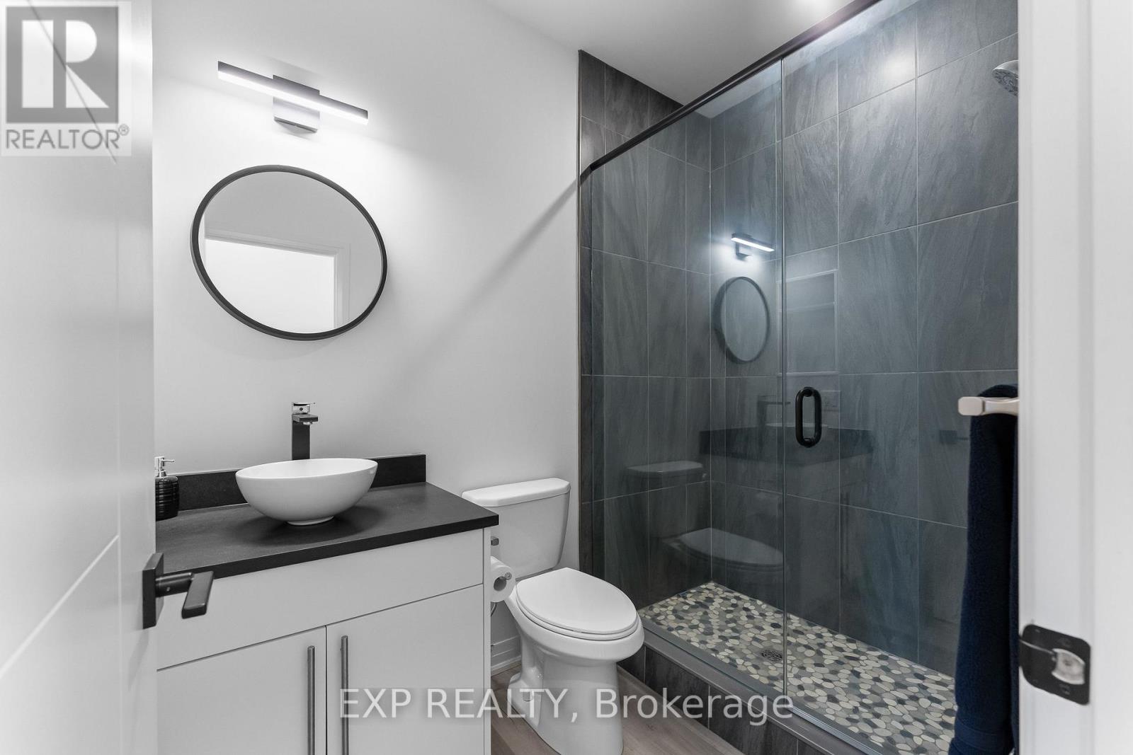 7365 Jonathan Drive, Niagara Falls (Brown), Ontario  L2H 3T3 - Photo 16 - X13800210