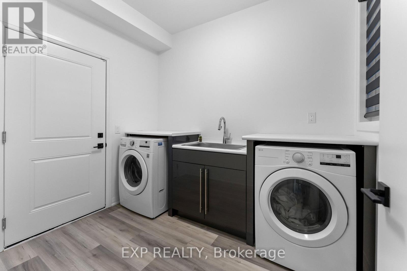 7365 Jonathan Drive, Niagara Falls (Brown), Ontario  L2H 3T3 - Photo 17 - X13800210