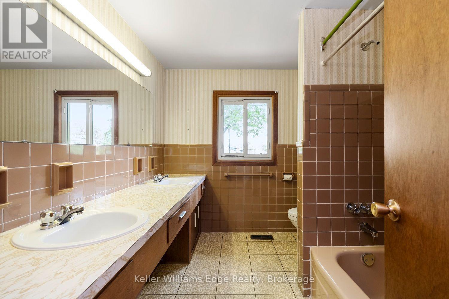 5197 Cherryhill Crescent, Burlington (Appleby), Ontario  L7L 4C3 - Photo 24 - W13800154