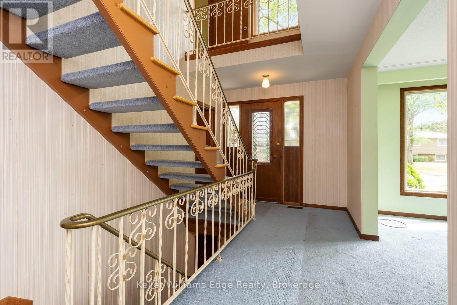 5197 Cherryhill Crescent, Burlington (Appleby), Ontario  L7L 4C3 - Photo 4 - W13800154