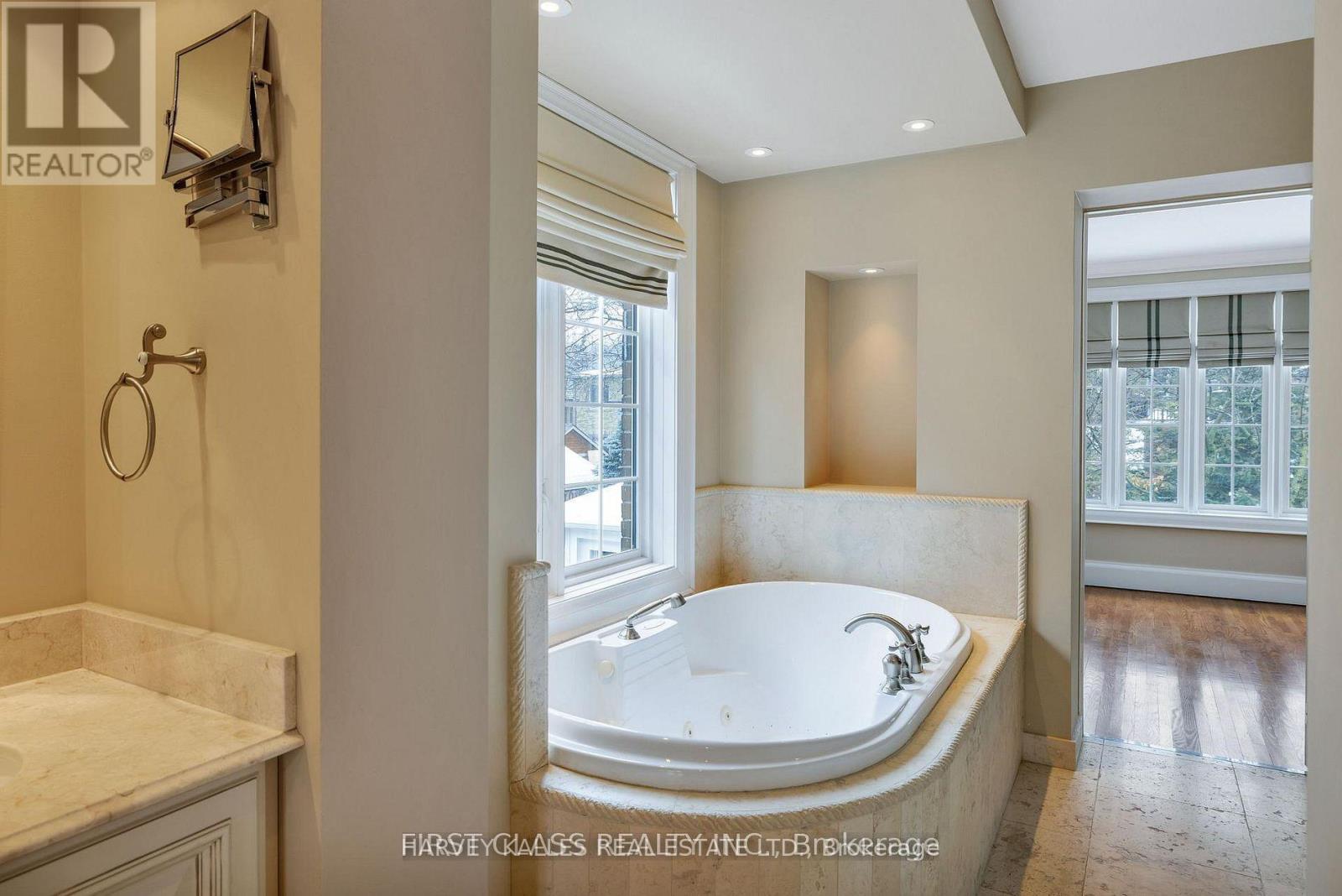 80 Douglas Drive, Toronto (Rosedale-Moore Park), Ontario  M4W 2B4 - Photo 24 - C13800120