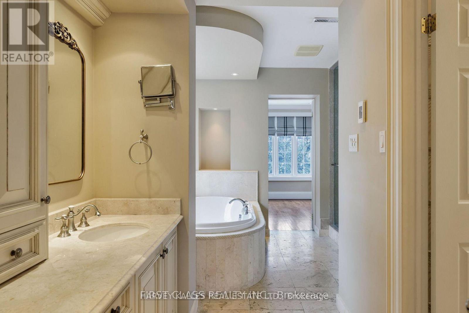 80 Douglas Drive, Toronto (Rosedale-Moore Park), Ontario  M4W 2B4 - Photo 27 - C13800120