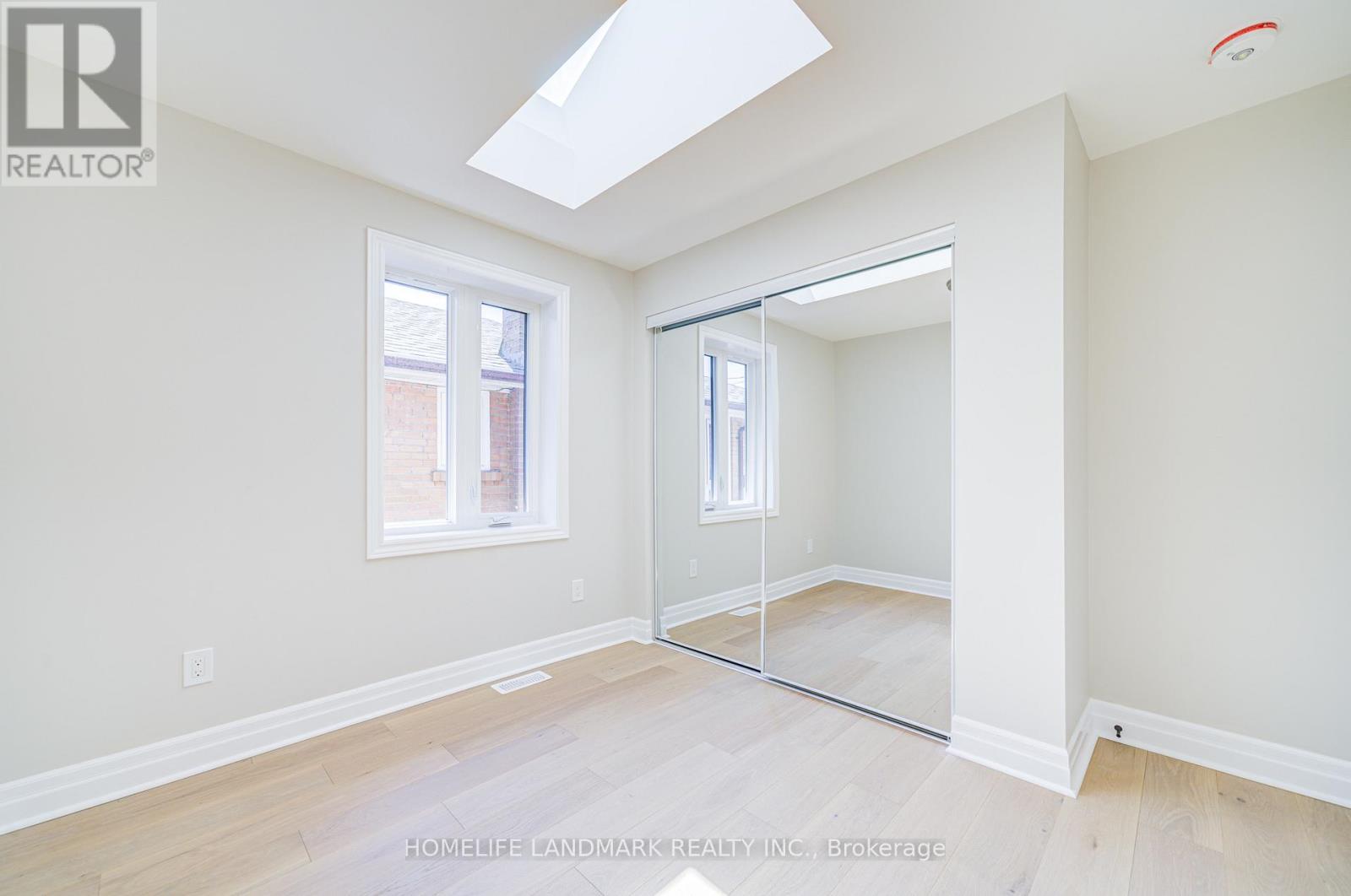 64 Laurel Avenue, Toronto (Kennedy Park), Ontario  M1K 3J6 - Photo 22 - E13800160