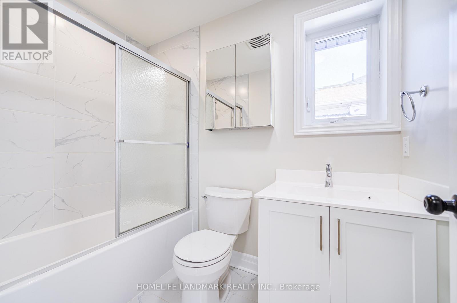 64 Laurel Avenue, Toronto (Kennedy Park), Ontario  M1K 3J6 - Photo 29 - E13800160