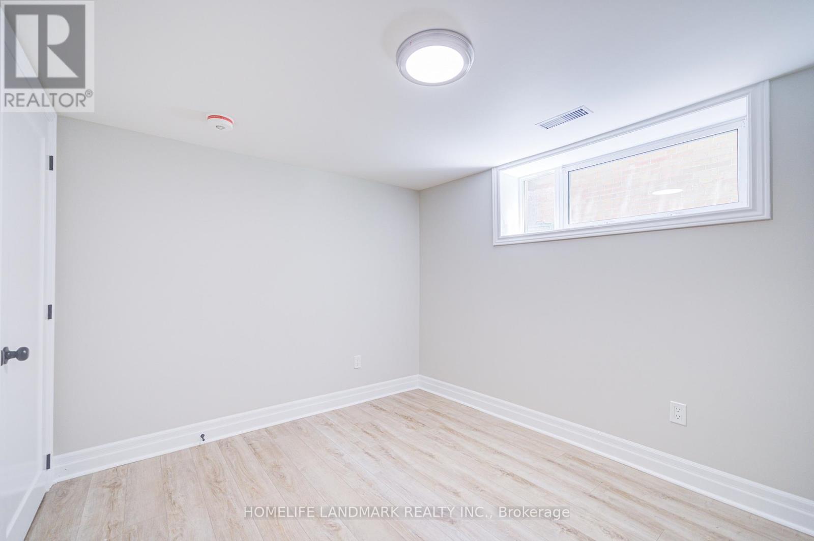 64 Laurel Avenue, Toronto (Kennedy Park), Ontario  M1K 3J6 - Photo 46 - E13800160