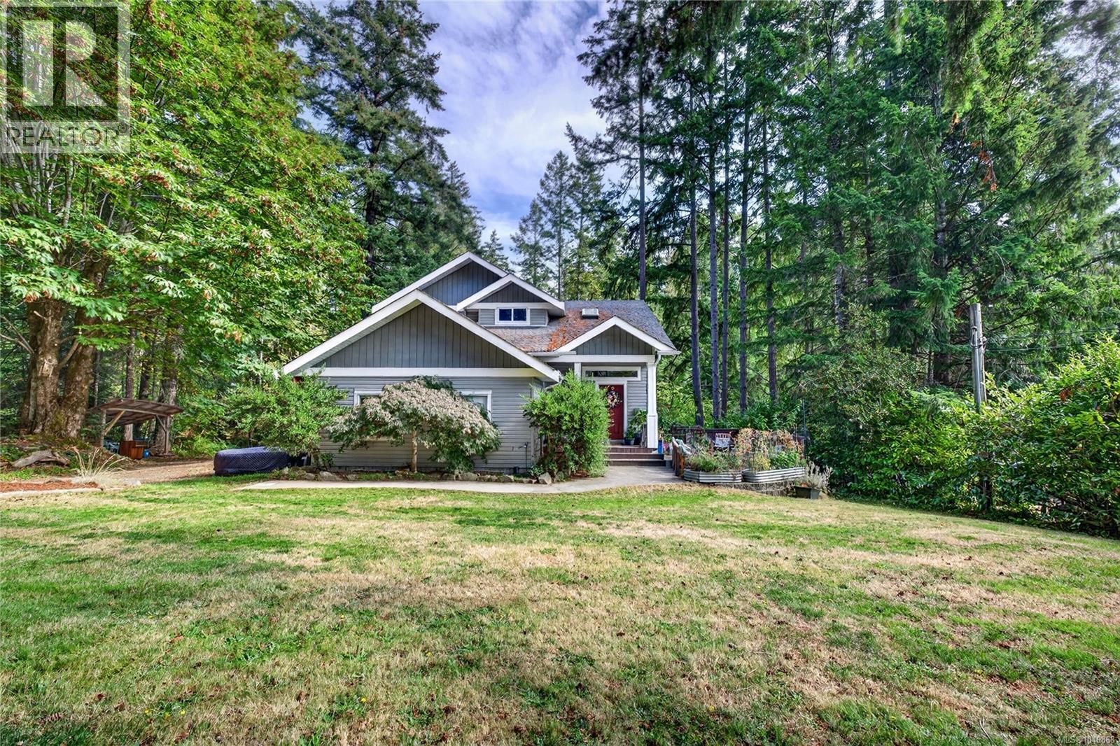 135 Pine Pl, Salt Spring, British Columbia  V8K 2N4 - Photo 2 - 1049868