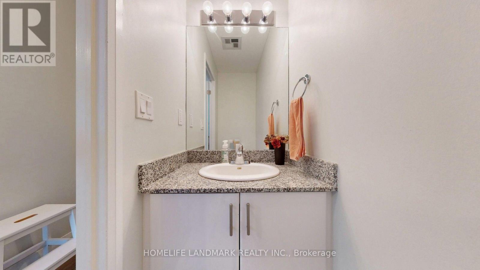 2205 - 2900 Highway 7 Road, Vaughan, Ontario  L4K 0G6 - Photo 19 - N13800150
