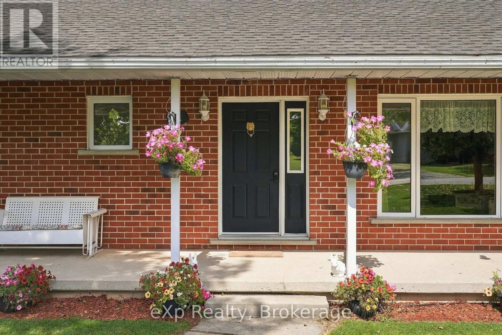 21 Andrew Street, South Bruce, Ontario  N0G 2S0 - Photo 4 - X13800114