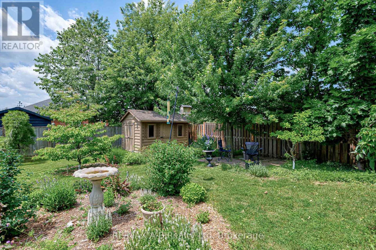 131 Guest Court, St. Marys, Ontario  N4X 1E5 - Photo 44 - X13800188