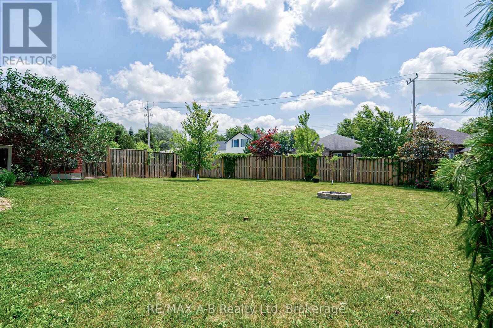 131 Guest Court, St. Marys, Ontario  N4X 1E5 - Photo 46 - X13800188
