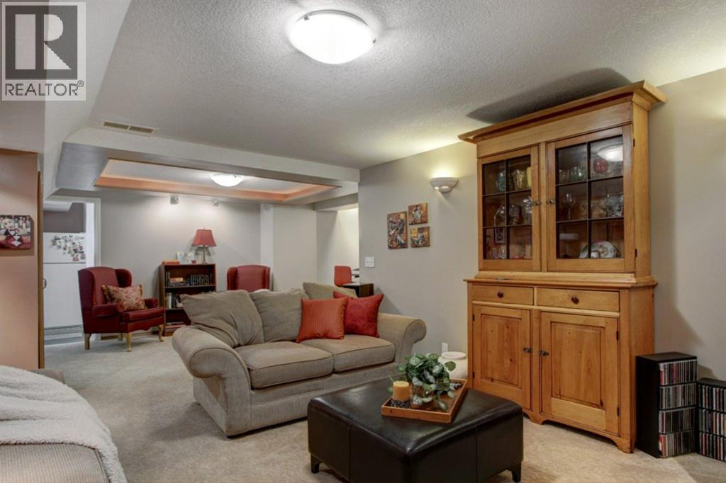 311 Douglasbank Green Se, Calgary, Alberta  T2Z 1V7 - Photo 27 - A2327922