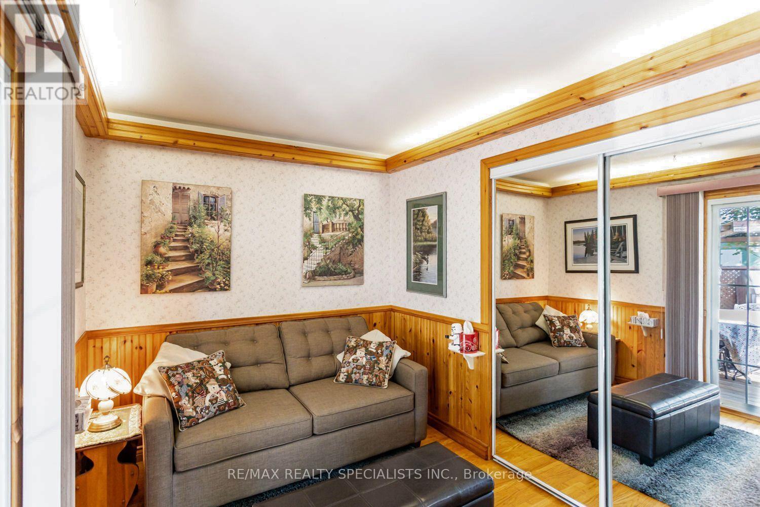 32 Falconer Drive, Mississauga (Streetsville), Ontario  L5N 1M4 - Photo 21 - W13800122