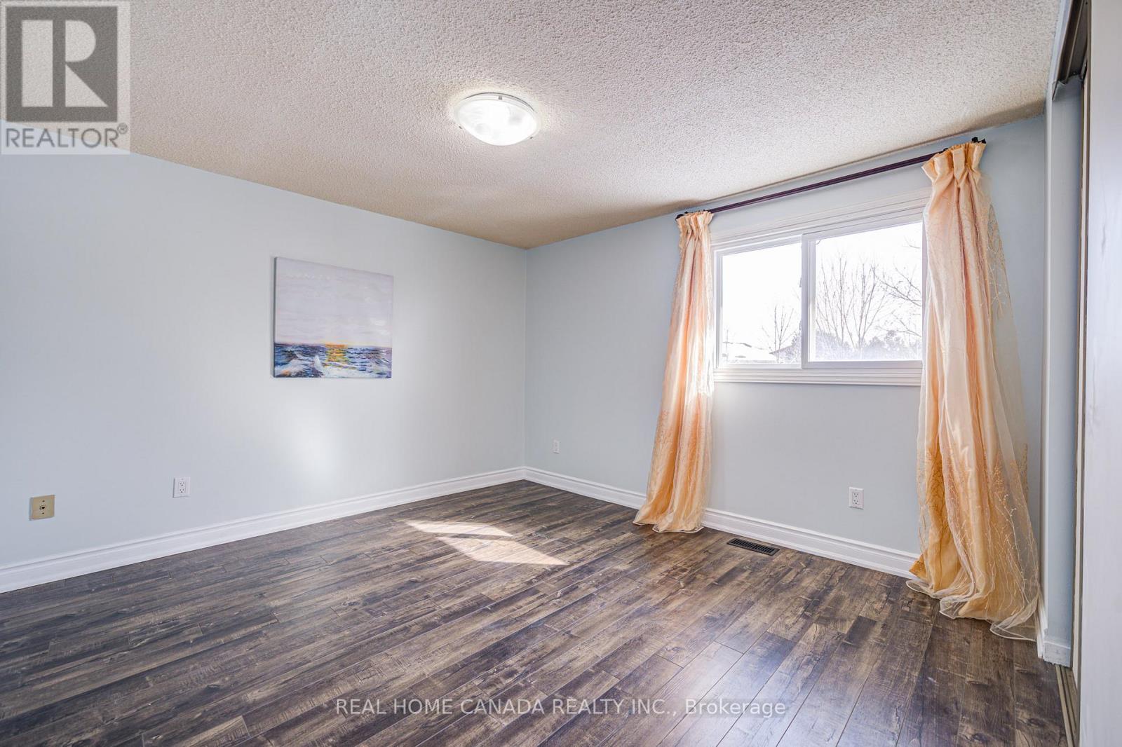 21 Hallen Road, Brampton, Ontario  L6Y 2V5 - Photo 20 - W13800130