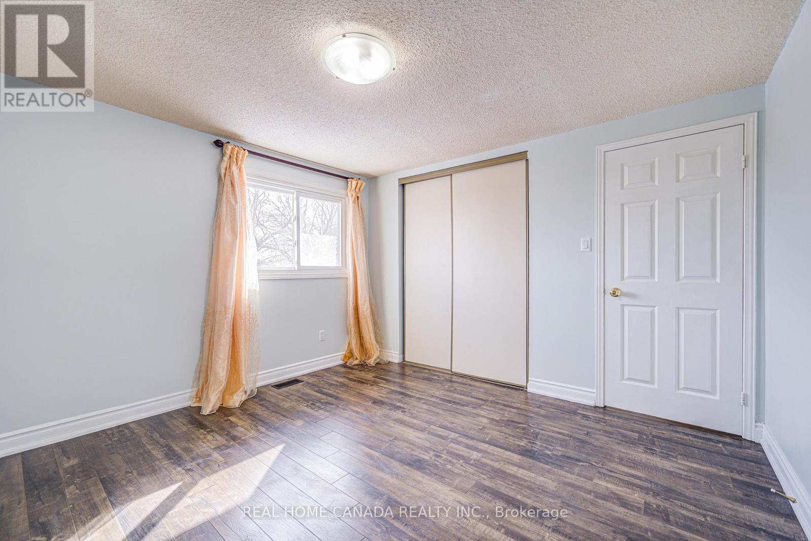 21 Hallen Road, Brampton, Ontario  L6Y 2V5 - Photo 21 - W13800130
