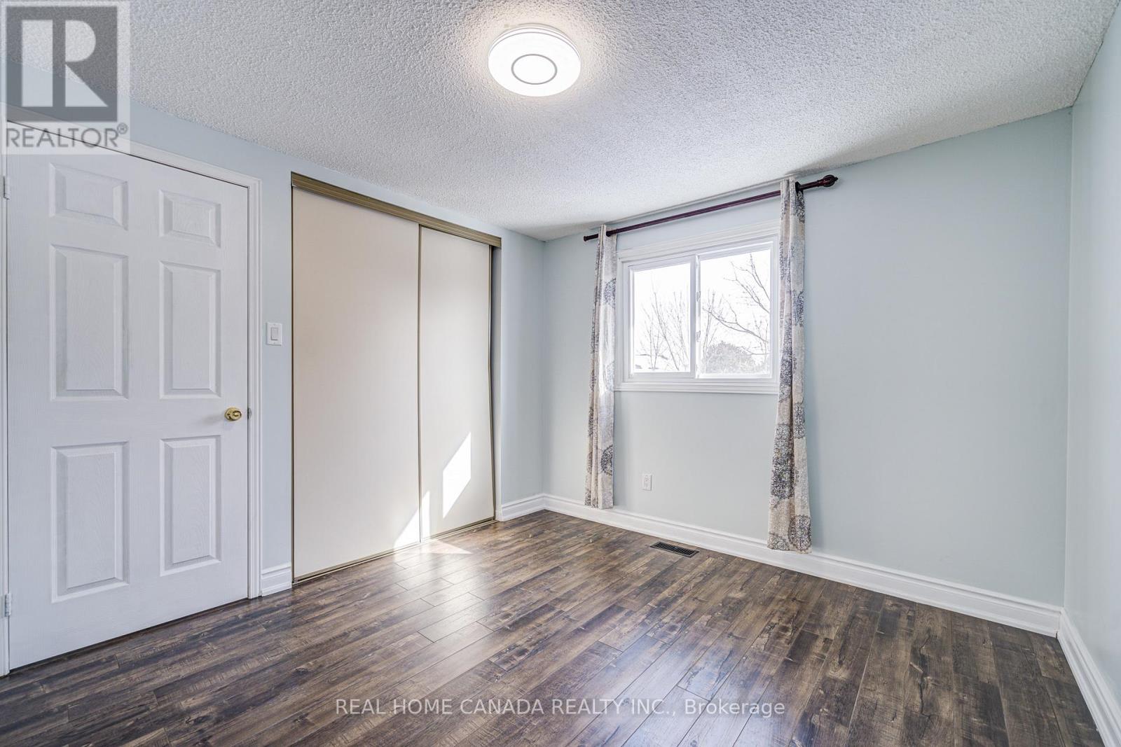 21 Hallen Road, Brampton, Ontario  L6Y 2V5 - Photo 23 - W13800130