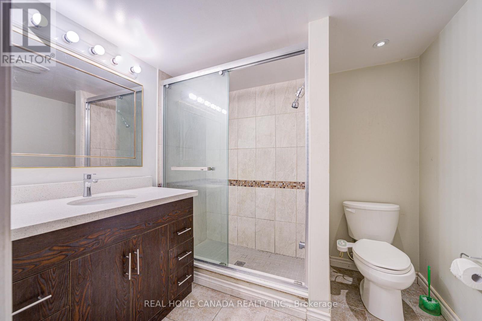 21 Hallen Road, Brampton, Ontario  L6Y 2V5 - Photo 28 - W13800130