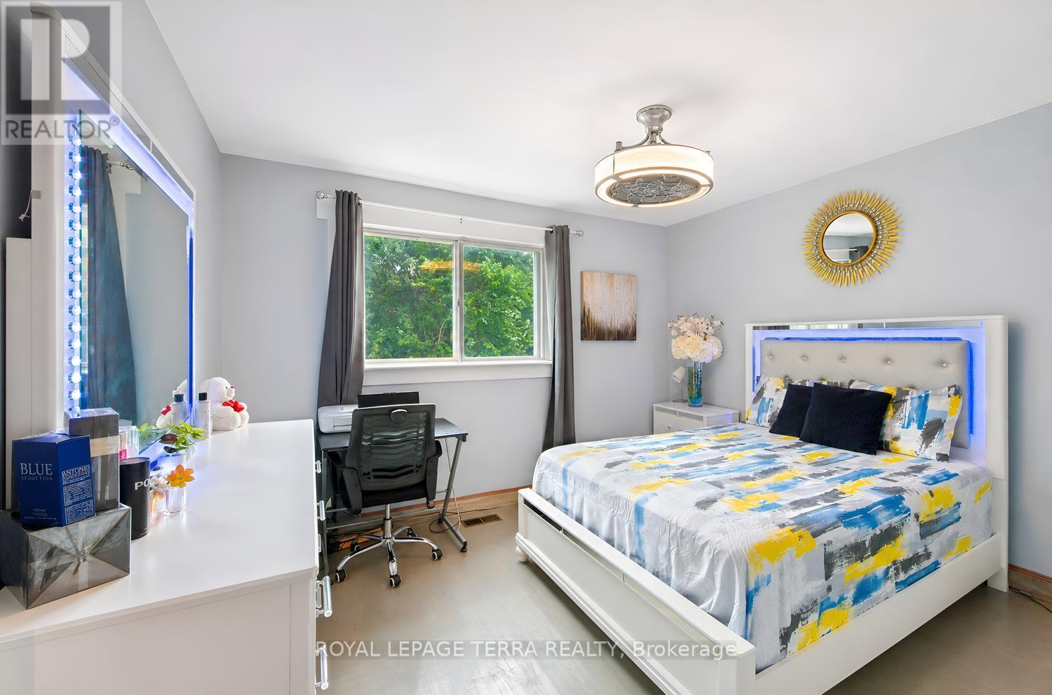1571 Lewisham Drive, Mississauga (Clarkson), Ontario  L5J 3R2 - Photo 20 - W13800140