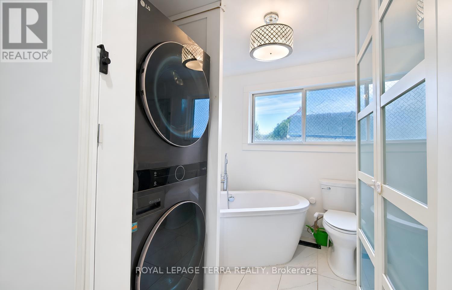 1571 Lewisham Drive, Mississauga (Clarkson), Ontario  L5J 3R2 - Photo 32 - W13800140