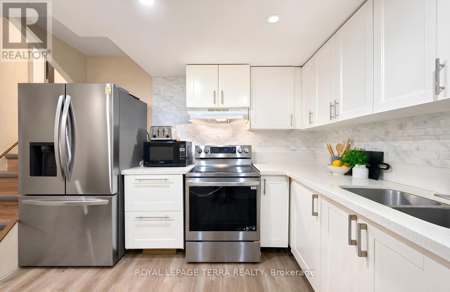 1571 Lewisham Drive, Mississauga (Clarkson), Ontario  L5J 3R2 - Photo 41 - W13800140