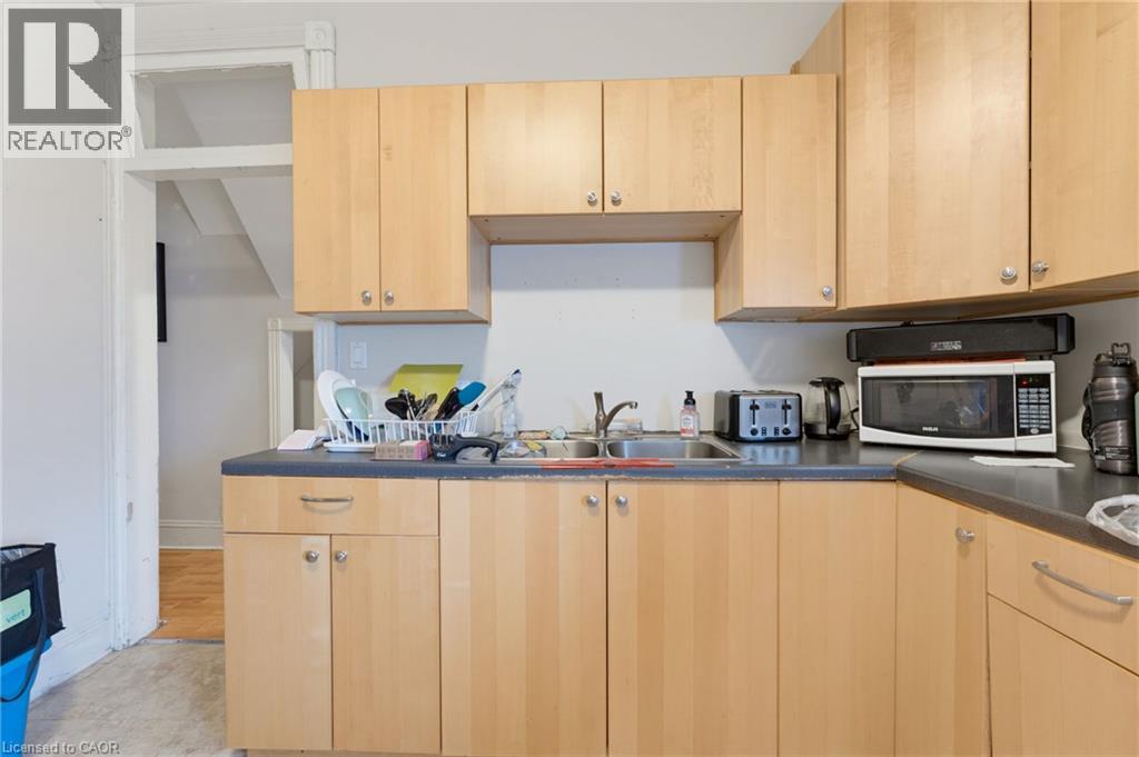 113 Wentworth Street S, Hamilton, Ontario  L8N 2Y6 - Photo 9 - 40864138