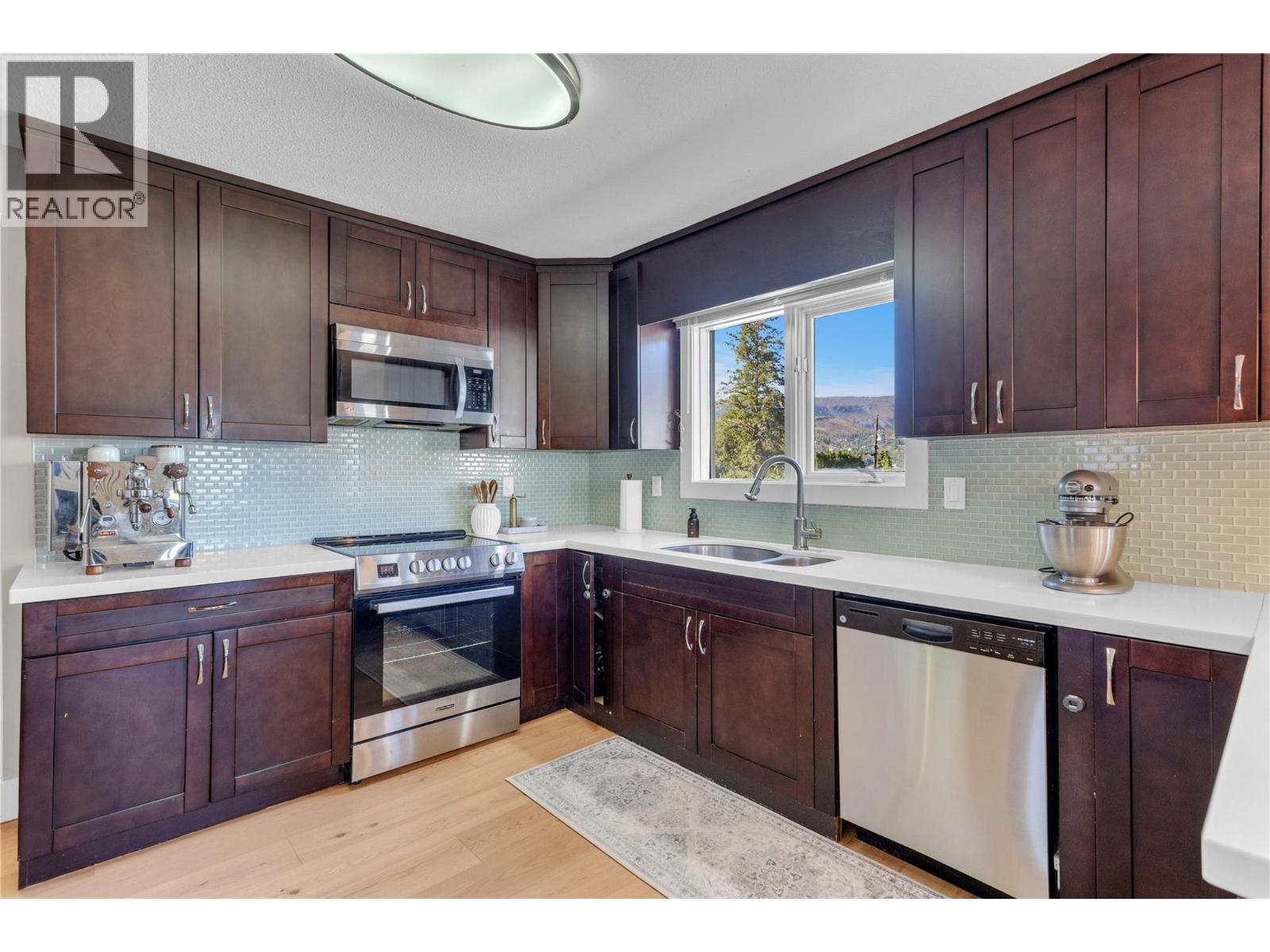 2245 Thacker Drive, West Kelowna, British Columbia  V1Z 1V5 - Photo 12 - 10401089