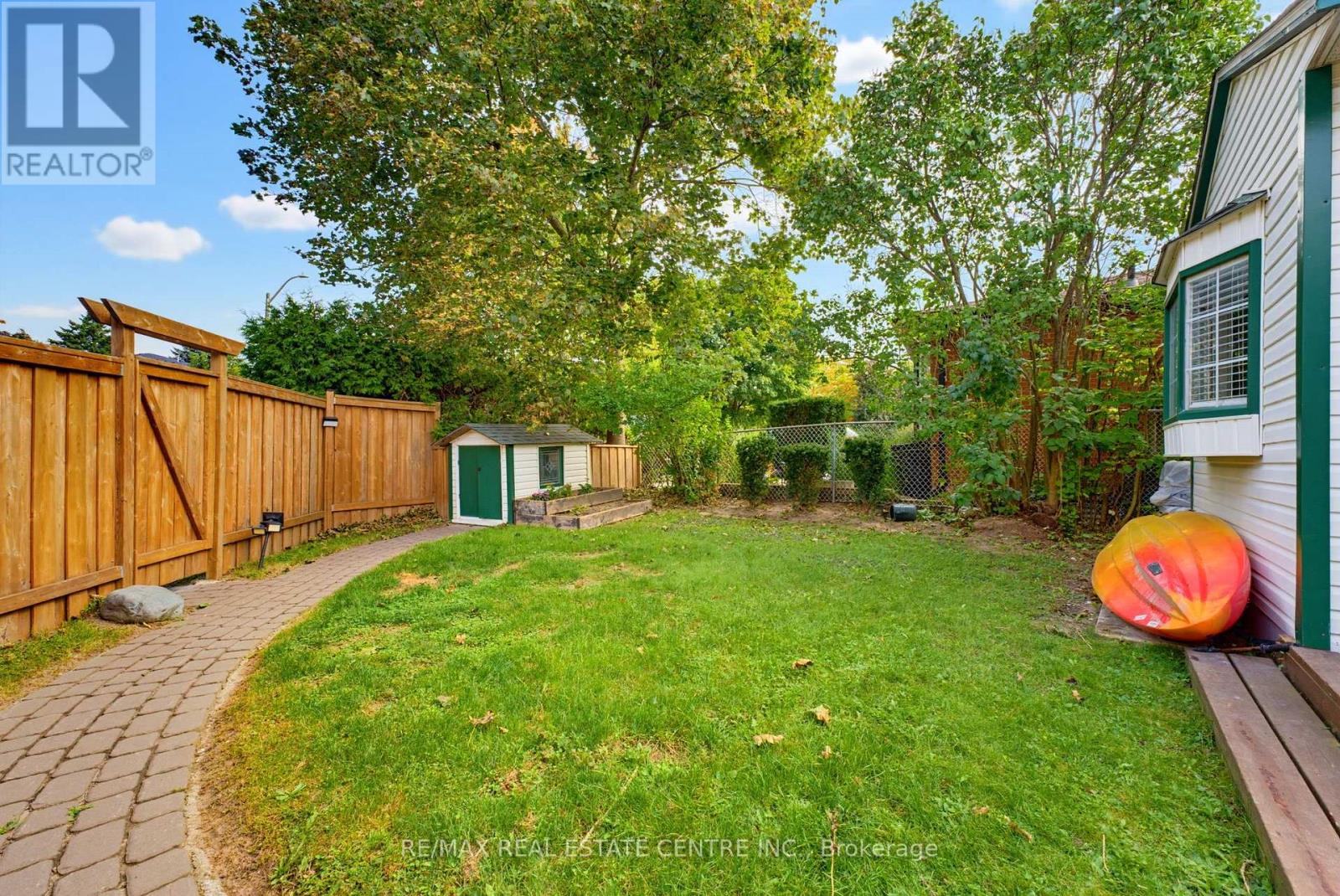 35 Windy Ridge Drive, Kitchener, Ontario  N2P 1R9 - Photo 34 - X13800112