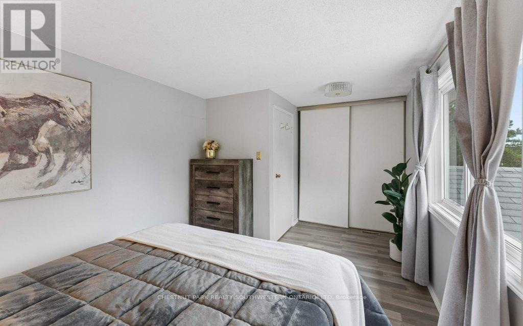 4 - 255 Northlake Drive, Waterloo, Ontario  N2V 1Z2 - Photo 20 - X13800202