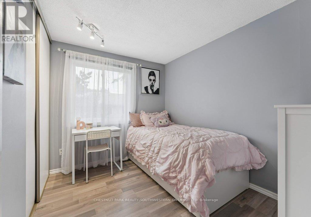 4 - 255 Northlake Drive, Waterloo, Ontario  N2V 1Z2 - Photo 23 - X13800202