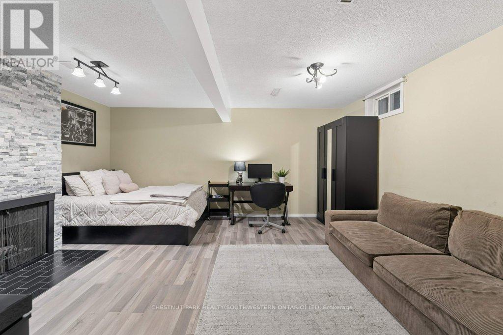 4 - 255 Northlake Drive, Waterloo, Ontario  N2V 1Z2 - Photo 25 - X13800202