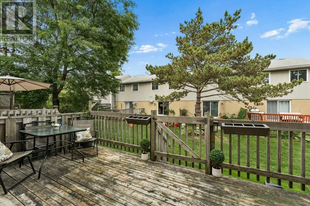4 - 255 Northlake Drive, Waterloo, Ontario  N2V 1Z2 - Photo 29 - X13800202