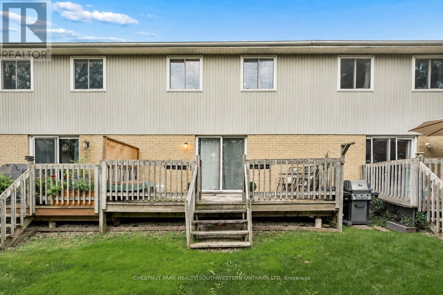 4 - 255 Northlake Drive, Waterloo, Ontario  N2V 1Z2 - Photo 32 - X13800202