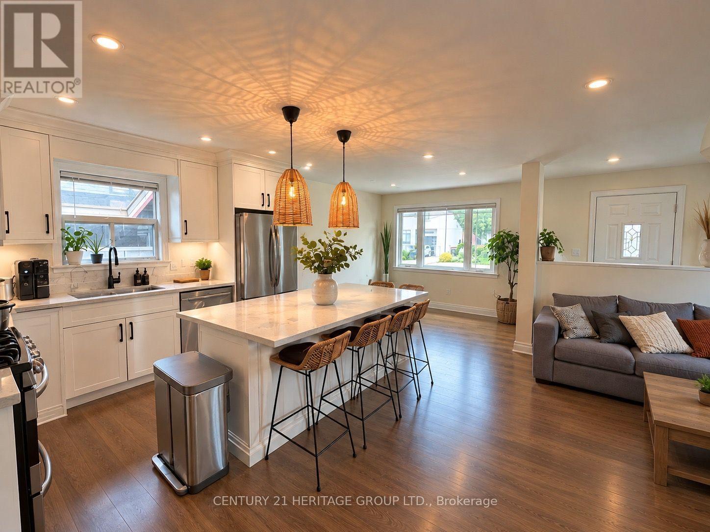 93 ELLINGTON DRIVE, Toronto, Ontario