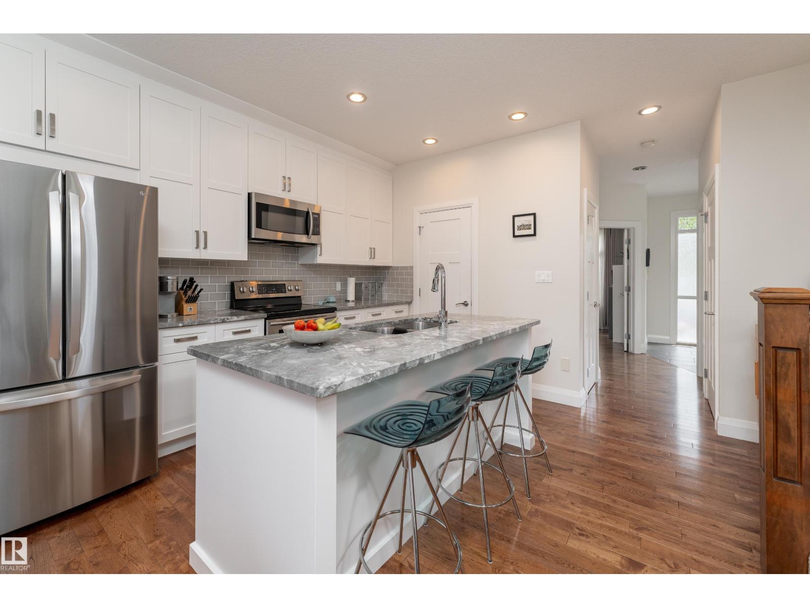 8340 79 Av Nw, Edmonton, Alberta  T6C 0R3 - Photo 2 - E4509246