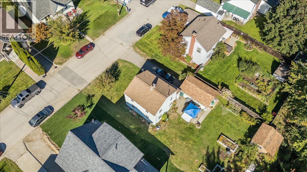 160 Oxford Road, Warfield, British Columbia  V1R 2T3 - Photo 26 - 10401085