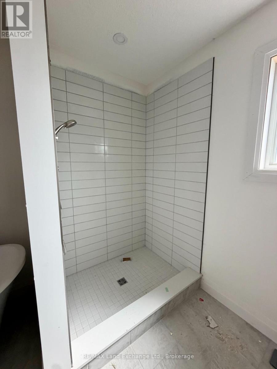 382 Frances Street, Saugeen Shores, Ontario  N0H 2C3 - Photo 8 - X13150696