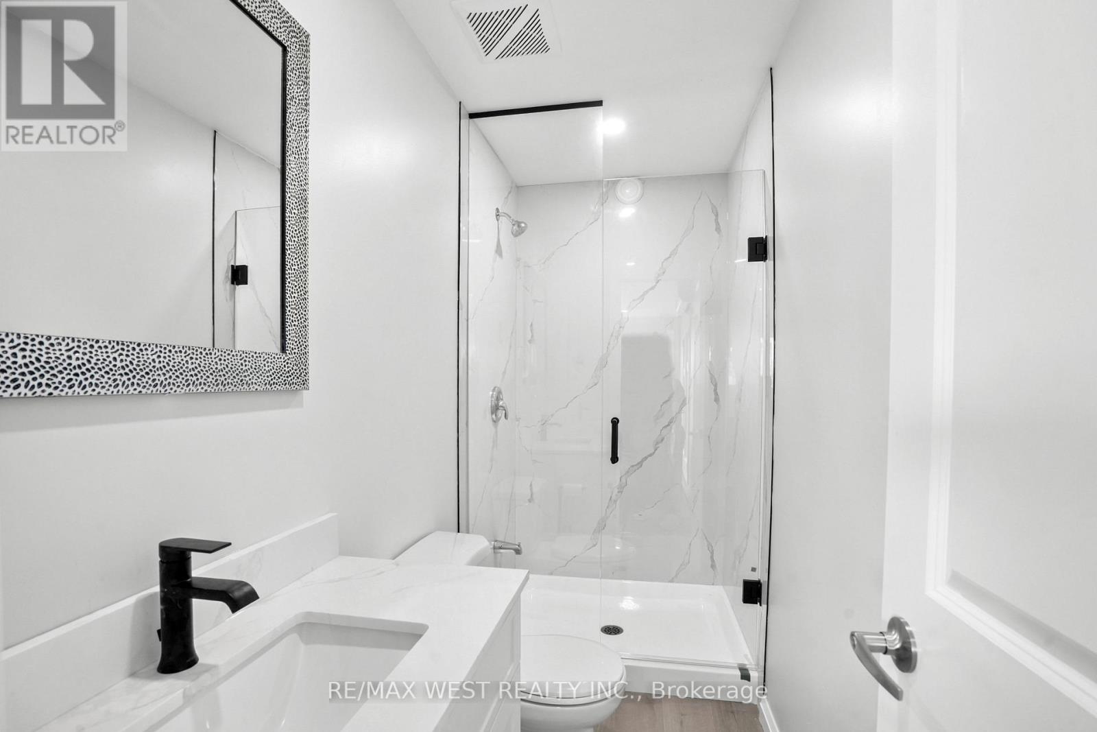 34 Sweet Oak Court, Brampton, Ontario  L6Y 3S5 - Photo 16 - W13800146