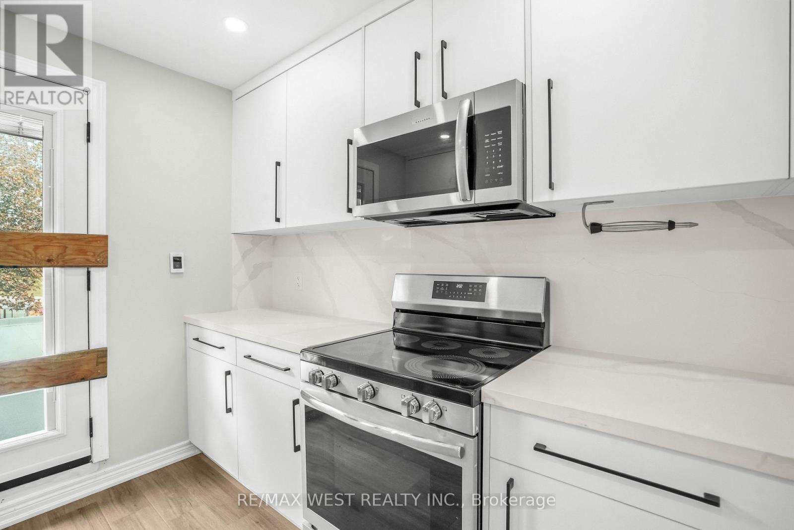 34 Sweet Oak Court, Brampton, Ontario  L6Y 3S5 - Photo 23 - W13800146