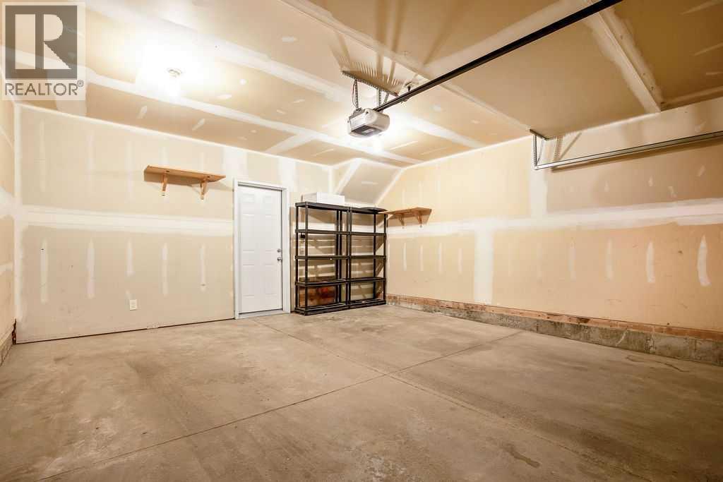 75 Toscana Gardens NW, Calgary, Alberta  T3L 3C2 - Photo 32 - A2346293