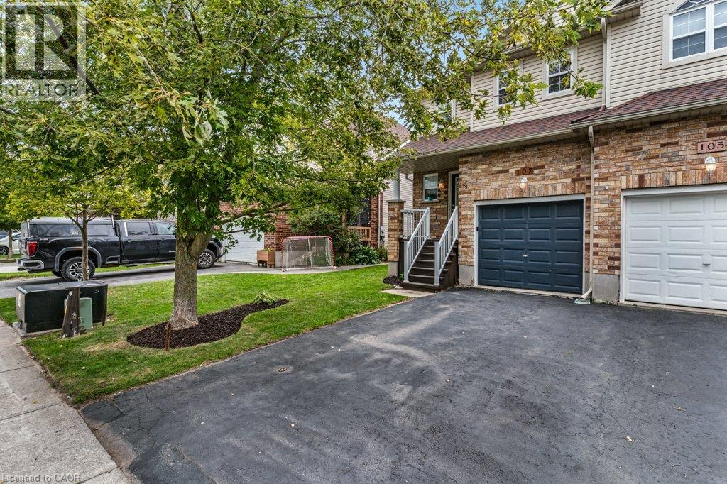107 Gibbons Drive, Fergus, Ontario  N1M 3V8 - Photo 3 - 40864375