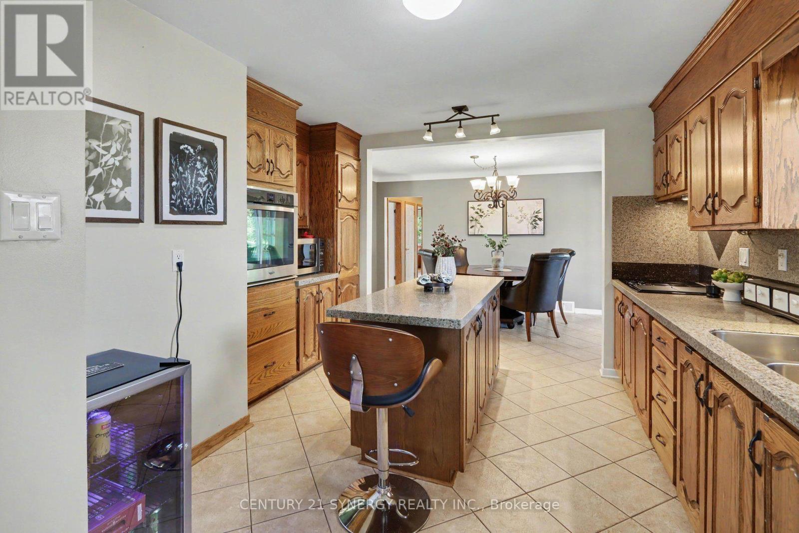 2452 Colonial Road, Ottawa, Ontario  K4B 1J1 - Photo 10 - X13800222