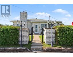 2452 COLONIAL ROAD, Ottawa, Ontario