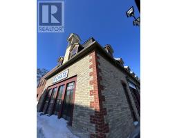 201 - 10132 YONGE STREET, Richmond Hill, Ontario