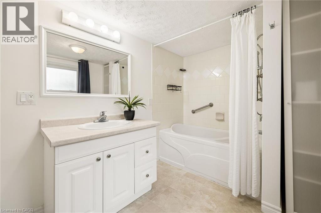 77 Beverly Street, Cambridge, Ontario  N1R 3Z6 - Photo 12 - 40864249