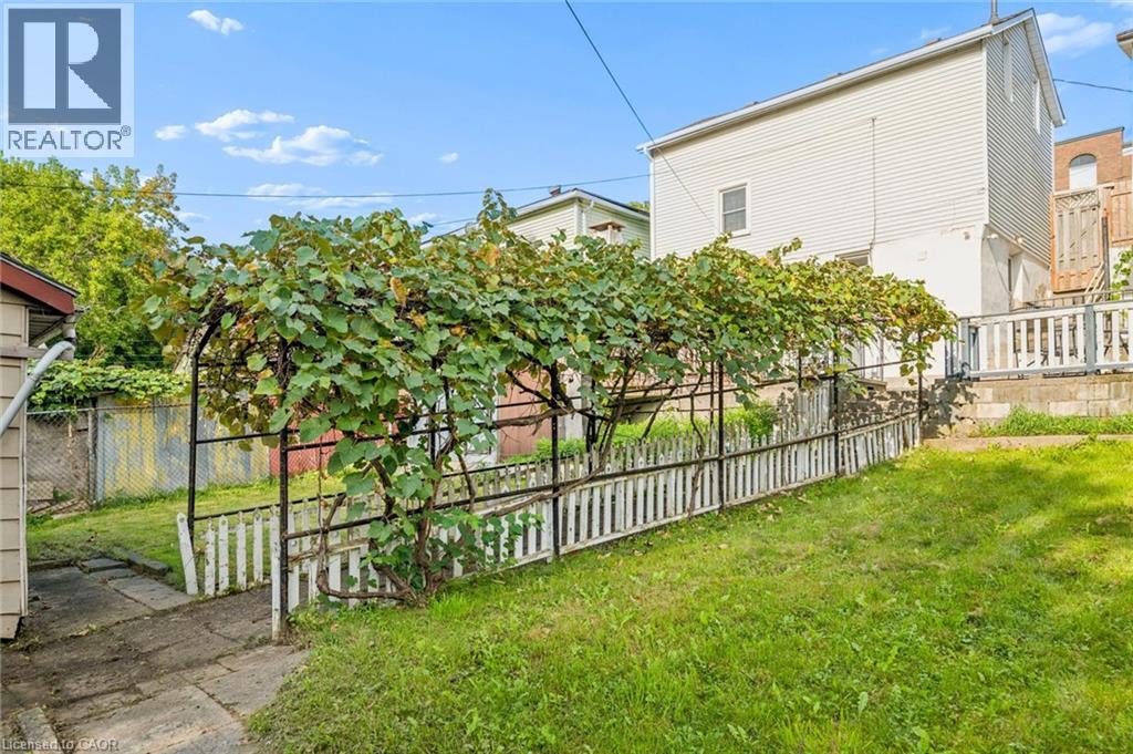 77 Beverly Street, Cambridge, Ontario  N1R 3Z6 - Photo 27 - 40864249